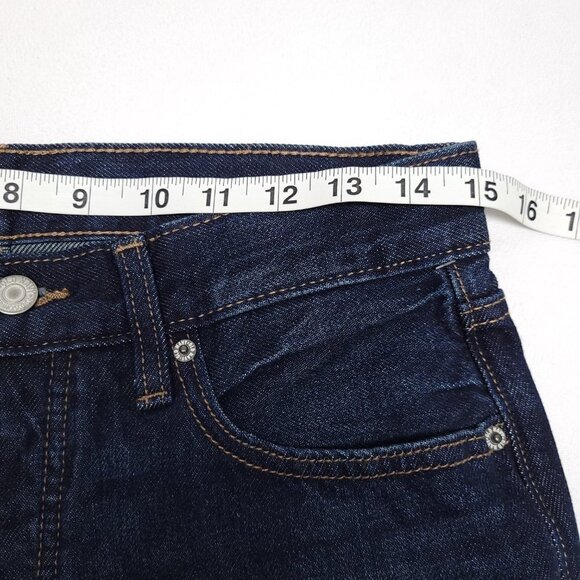 Old Navy Womens High Rise Button Fly Cropped Jeans Size 4P Straight Leg - Picture 3 of 10
